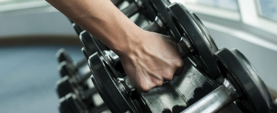 Treino Semanal Perfeito: O Que Treinar em Cada Dia para Evoluir Sem Estagnar